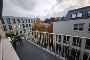 Modernisierte 2-Zimmer-Wohnung mit zwei Balkonen, neuem Bad und hochwertiger Ausstattung