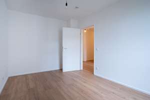 Wunderschöne zwei Zimmer Wohnung mit Balkon und TG Stellplatz – Lily-Braun-Weg 7, 80637 Oberwiesenfeld, München – Vorschaubild 8