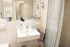 NUR FÜR Schüler und Studenten!!!
1-Zimmer Studentenapartment im Beethoven Park II – Alpenstraße 10a, 86159 Bahnhofs-, Bismarckviertel, Augsburg – Vorschaubild 9