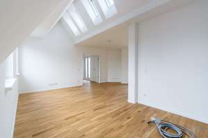 Traumhafte 3-Zimmer Dachgeschosswohnung mit Terrasse und Seeblick – Brienzer Straße 59, 13407 Reinickendorf (Ortsteil), Berlin – Vorschaubild 3
