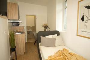 Möbliertes Mini-Apartment mit Einbauküche + INKL. WLAN + TV – Badener Str. 34, 76227 Durlach, Karlsruhe – Vorschaubild 2