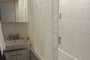 (Nur für Einzelpersonen) Helle Wohnung mit Balkon im 4. OG in Düsseldorf Pempelfort – Die vollständige Adresse der Immobilie erhältst du vom Anbieter., 40477 Pempelfort, Düsseldorf – Vorschaubild 5