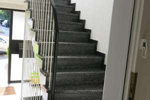 schöne Dachgeschosswohnung löffelfertig 1ZiKüB mit Einbauküche, voll möbliert – Mühlenbroicher Weg 143, 40472 Rath, Düsseldorf – Vorschaubild 16
