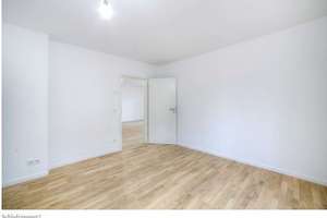 Stilvolle, geräumige 3-Zimmer-Loft-Wohnung mit Balkon und Einbauküche in Am Hart, München – Marienbaderstr 18, 80937 Am Hart, München – Vorschaubild 12