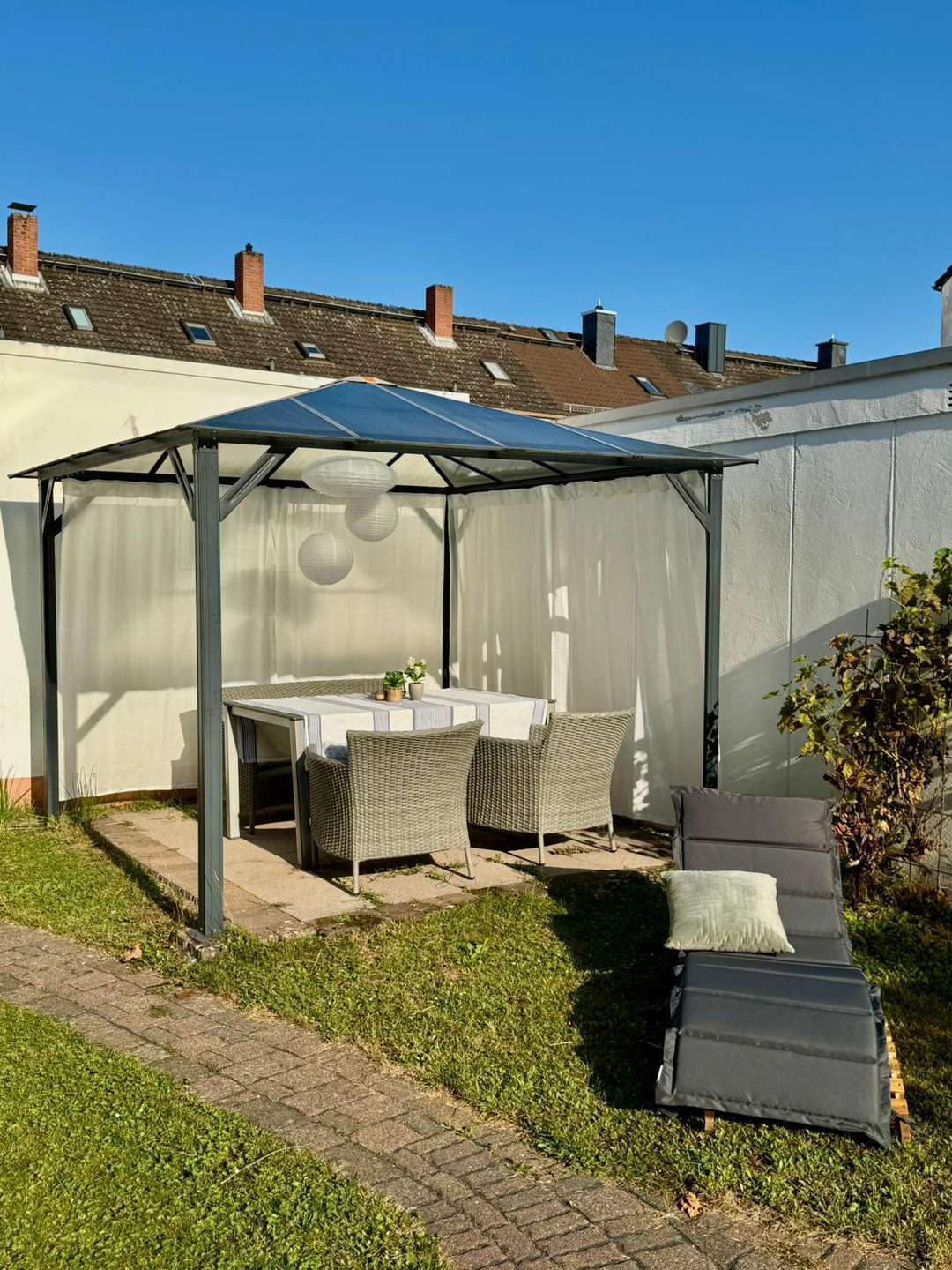 Immobilie in Hofheim am Taunus - Zwei flexible Wohneinheiten mit Garten und Terrasse in Wallau - Bild 3