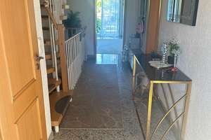 Viel Platz für den Alltag: Großzügiges Einfamilienhaus in Hannover-Nordhafen