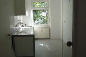 2-Zimmer-Wohnung mit Blick auf die Pauluskirche nähe Goethestraße (3.OGre) – 39108 Stadtfeld Ost, Magdeburg – Vorschaubild 2