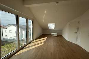 Schöne Familienfreundliche 5-Zimmer-Doppelhaushälfte mit Keller und Doppel-Carport in Schliengen – Lörrach (Kreis) – Vorschaubild 17