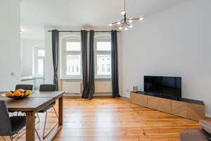 Charming One-Bedroom Apartment in a Classic Berlin Altbau – Quiet Rear Building Location – Die vollständige Adresse der Immobilie erhältst du vom Anbieter., 10997 Kreuzberg, Berlin – Vorschaubild 1