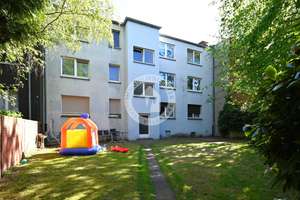Gepflegtes 6-Familienhaus mit fünf Garagen -
Zeitlos gute Grundrisse! – Die vollständige Adresse der Immobilie erhältst du vom Anbieter., 45883 Feldmark, Gelsenkirchen – Vorschaubild 16