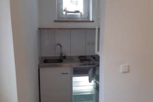 geräumiges 1-Zi. Apartment inkl. Mini-Küche - Harras/Sendling – Karwendelstraße 30, 81369 Untersendling, München – Vorschaubild 4