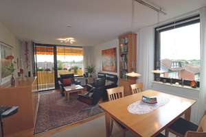 Schicke 3-Zimmer Wohnung im 2. OG mit Balkon und TG-Stellplatz  in Pulheim