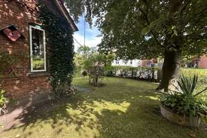 Historischer Charme trifft modernen Wohnkomfort – Zweifamilienhaus mit Ruhepol im Garten – Die vollständige Adresse der Immobilie erhältst du vom Anbieter., 25821 Bredstedt – Vorschaubild 22