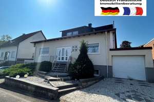 Schönes Ein Bis Dreifamilienhaus in Lebach – Die vollständige Adresse der Immobilie erhältst du vom Anbieter., 66822 Lebach – Vorschaubild 1