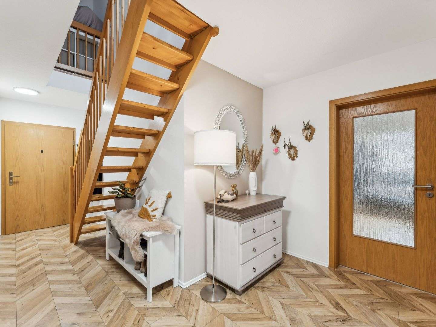 Immobilie in Neukirchen bei Sulzbach-Rosenberg - 3-Zimmer-Maisonette-Wohnung mit Balkon, ausgebautem Spitzboden und Garage - Bild 6