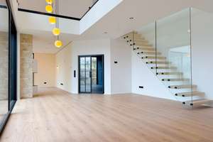 Exklusives Anwesen mit Villa und großem Grundstück – Die vollständige Adresse der Immobilie erhältst du vom Anbieter., 84032 Altdorf – Vorschaubild 3