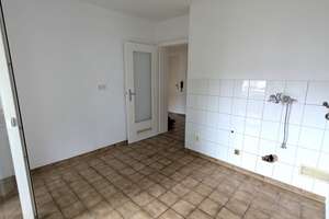 2-Zimmerwohnung mit kleinem Balkon in Durlach, auch als WG möglich – Die vollständige Adresse der Immobilie erhältst du vom Anbieter., 76227 Durlach, Karlsruhe – Vorschaubild 5