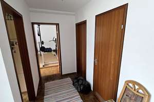 Großes Einfamilienhaus mit Einliegerwohnung, Wintergarten, Garten u. 3 Garagen sucht neue Eigentümer – Die vollständige Adresse der Immobilie erhältst du vom Anbieter., 71296 Heimsheim – Vorschaubild 39