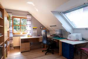 Modernisiertes EFH mit Einliegerwohnung und Traumgarten mit Fernblick auf den Rauhen Kulm! – Schlossgarten 16, 95517 Bayreuth (Kreis) – Vorschaubild 22
