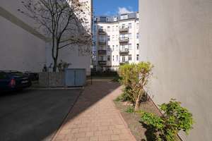 "Sonnige Hochparterre Wohnung mit großem Süd-Balkon, freiem Blick und Stellplatz in Alt-Lietzow" – Guerickestraße 40, 10587 Charlottenburg, Berlin – Vorschaubild 6