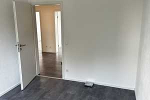 Sanierte 3-Raum-Wohnung mit Balkon und Garten und optionaler Garage in Aachen Haaren – Alt-Haarener Straße 41-43, 52080 Aachen – Vorschaubild 3