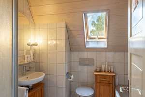 Wohnen mit hoher Lebensqualität: Gepflegtes Einfamilienhaus mit Pool und viel Privatsphäre – Die vollständige Adresse der Immobilie erhältst du vom Anbieter., 87754 Kammlach – Vorschaubild 23