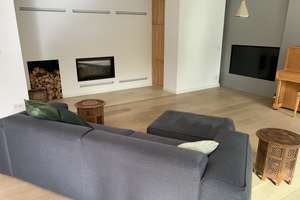Freundliche 6-Raum-Maisonette-Wohnung mit EBK und Balkon in Mörsenbroich