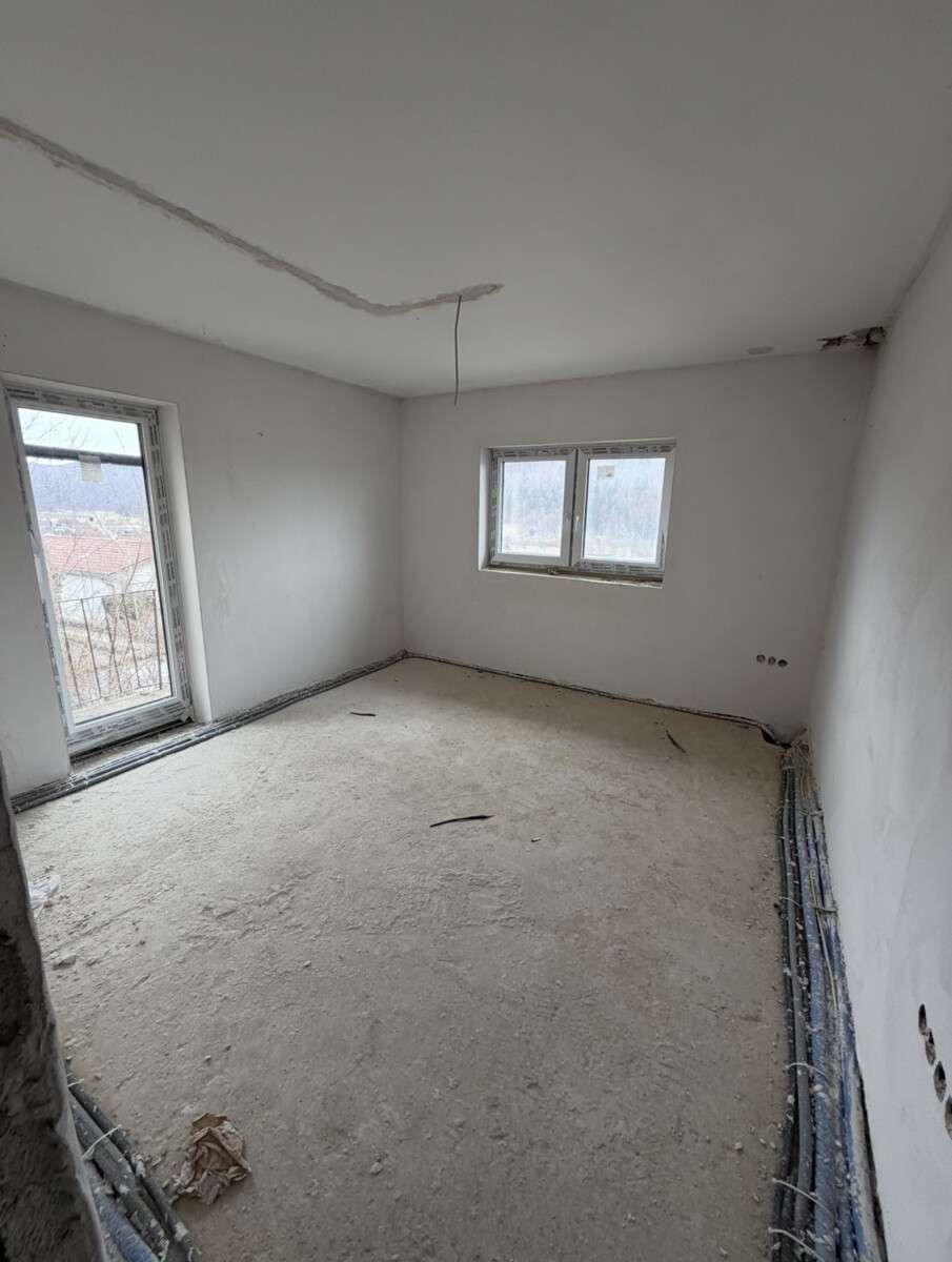 Immobilie in Schelklingen - Traumhafte Aussicht trifft Sanierungsobjekt–EFH mit Einliegerwhg - Bild 7