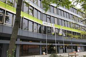 ab 01.10. Schicke 1-Zimmer-Penthouse-Wohnung, bequem und komplett ausgestattet, Innenstadt Offenbach – 63065 Hochschule für Gestaltung, Offenbach am Main – Vorschaubild 9