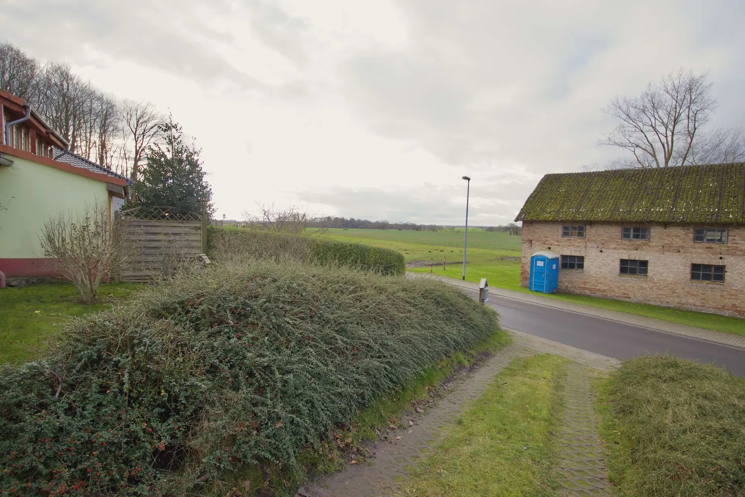Doppelhaushälfte mit großem Potenzial und Naturblick!, Vorpommern Rügen Kreis – Bild 4