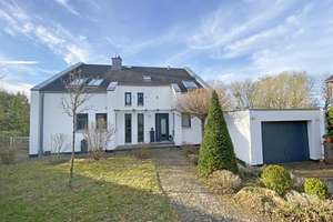 Besonderes Einfamilienhaus in Heinde Wohnen mit Weitblick ins Innerstetal – Die vollständige Adresse der Immobilie erhältst du vom Anbieter., 31162 Bad Salzdetfurth – Vorschaubild 1