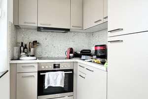 Möblierte KfW40-Wohnung mit Waschmaschine, Internet, hervorragende ÖV-Anbindung – Herforder Str. 210, 33609 Mitte, Bielefeld – Vorschaubild 6