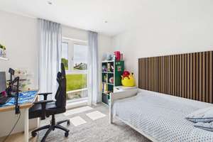 Mehr als ein Reihenhaus: KfW-55-Effizienzhaus mit Garten, Wellnessbad, PV und flexibler Aufteilung – Die vollständige Adresse der Immobilie erhältst du vom Anbieter., 93138 Lappersdorf – Vorschaubild 12