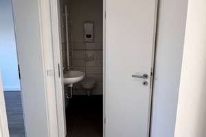 In Bonn! Gepflegte 2-Zimmer Wohnung mit zwei Balkone! – Verdistraße 12, 53115 Weststadt, Bonn – Vorschaubild 8