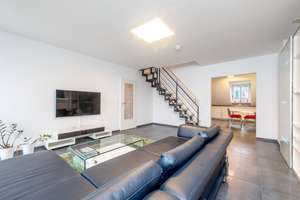 Exklusive Maisonette-Wohnung mit Dachterrasse in der Neustadt - Nur wenige Schritte zur Weser! – Die vollständige Adresse der Immobilie erhältst du vom Anbieter., 28199 Alte Neustadt, Bremen – Vorschaubild 3