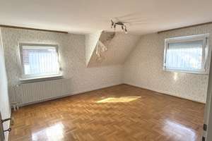 Gepflegtes Ein- bis Zweifamilienhaus mit Gartenhaus und Garage – perfekt für Familien – Die vollständige Adresse der Immobilie erhältst du vom Anbieter., 72510 Stetten am kalten Markt – Vorschaubild 8