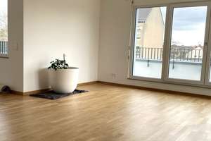 Sonnige Maisonette-Wohnung mit großzügiger Dachterrasse und 2 Wohlfühlbädern – Methweg 4g, 50823 Neuehrenfeld, Köln – Vorschaubild 4