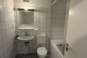 großräumige 2-Zimmer-Wohnung in Düsseldorf Flingern – Bruchstraße 78, 40235 Flingern Nord, Düsseldorf – Vorschaubild 4