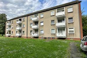 --- Sommeraktion --- Freie 3-Zimmerwohnung mit Balkon zur Selbstnutzung oder Kapitalanlage – Hermann-Löns-Straße 8, 41517 Grevenbroich – Vorschaubild 1