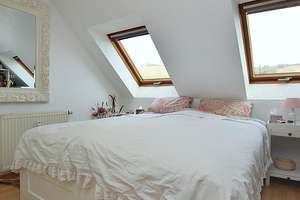 Modern möblierte, sonnige Wohnung mit Balkon und Wintergarten in Stuttgart Untertürkheim – Die vollständige Adresse der Immobilie erhältst du vom Anbieter., 70327 Lindenschulviertel, Stuttgart – Vorschaubild 5