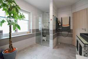 Modernes EFH (massiv) aus 2019 mit Solarthermieanlage und viel Platz für die ganze Familie  – Die vollständige Adresse der Immobilie erhältst du vom Anbieter., 13129 Blankenburg, Berlin – Vorschaubild 9
