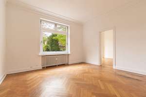 Stadtvilla mit großem Garten an der Grenze zu Eppendorf – Mit verschiedenen Nutzungskonzepten – Die vollständige Adresse der Immobilie erhältst du vom Anbieter., 22529 Lokstedt, Hamburg – Vorschaubild 6