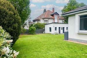 Modernisierter Bungalow mit großem Garten und zwei Terrassen in Steglitz-Zehlendorf – Die vollständige Adresse der Immobilie erhältst du vom Anbieter., 14167 Lichterfelde, Berlin – Vorschaubild 2