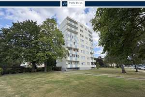 3-ZIMMER IM HOCHPARTERRE - MIT BALKON, LOGGIA UND VIEL NATUR