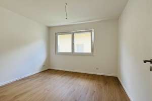 Haus im Haus: 5 Zimmer auf 3 Ebenen mit Garten, Dachstudio und eigenem Grundstück – Die vollständige Adresse der Immobilie erhältst du vom Anbieter., 83714 Miesbach – Vorschaubild 11