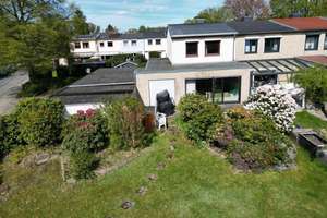 Charmantes Reihenendhaus am Raakmoor 