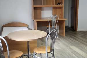 Für Studenten, schönes möbliertes 1-Zimmer Apartment !  Anfragen bitte nur per E-Mail – Katholischer Kirchenplatz 4, 91054 Altstadt, Erlangen – Vorschaubild 6