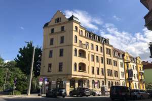 Viel Platz für die ganze Familie – helle 5-Zimmer-Wohnung mit zwei Balkonen