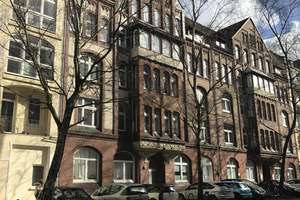 Schöne 3 Zimmer Wohnung in Holtenauer Straße in denkmalgeschütztem Haus mit weißer EBK – Holtenauer Straße 240, 24106 Wik, Kiel – Vorschaubild 3