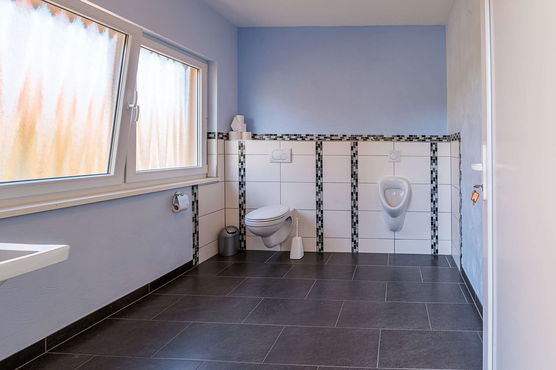 Immobilie in Biebergemünd - Über 600 Quadratmeter zum günstigen Preis! Hier ist der Kreativität keine Grenze gesetzt! - Bild 4